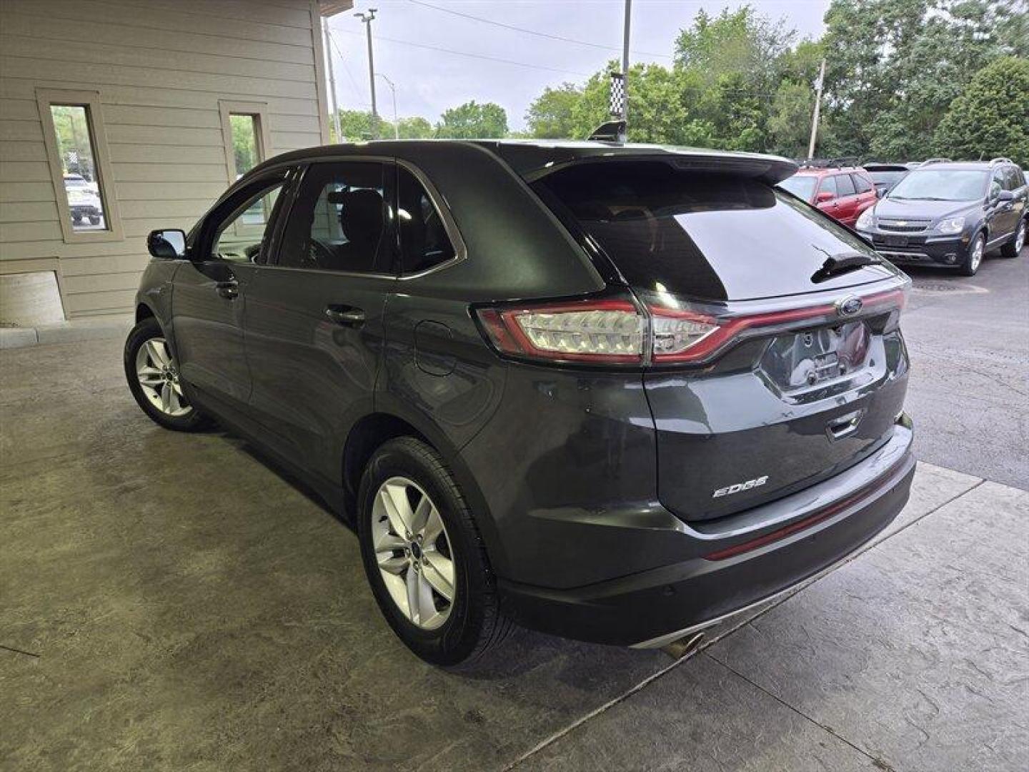 2015 Magnetic Metallic Ford Edge SEL (2FMTK3J83FB) with an 3.5L V6 280hp 250ft. lbs. engine, Automatic transmission, located at 25355 Eames Street, Channahon, IL, 60410, (815) 467-1807, 41.429108, -88.228432 - Photo#6