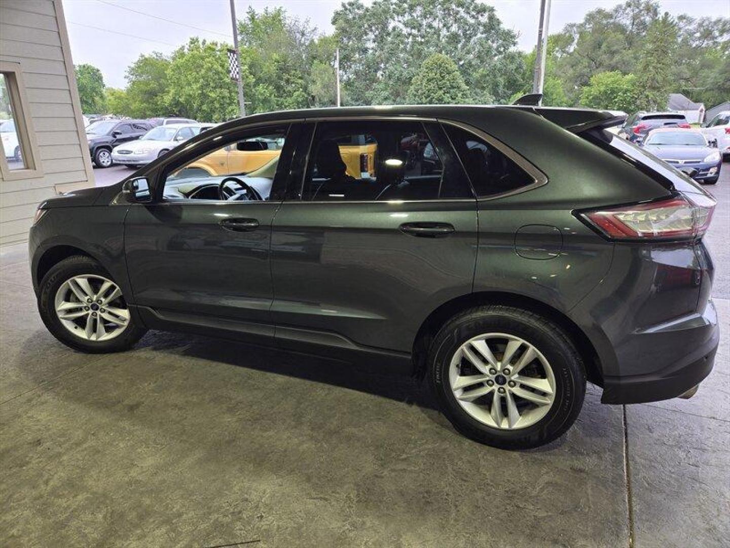 2015 Magnetic Metallic Ford Edge SEL (2FMTK3J83FB) with an 3.5L V6 280hp 250ft. lbs. engine, Automatic transmission, located at 25355 Eames Street, Channahon, IL, 60410, (815) 467-1807, 41.429108, -88.228432 - Photo#7