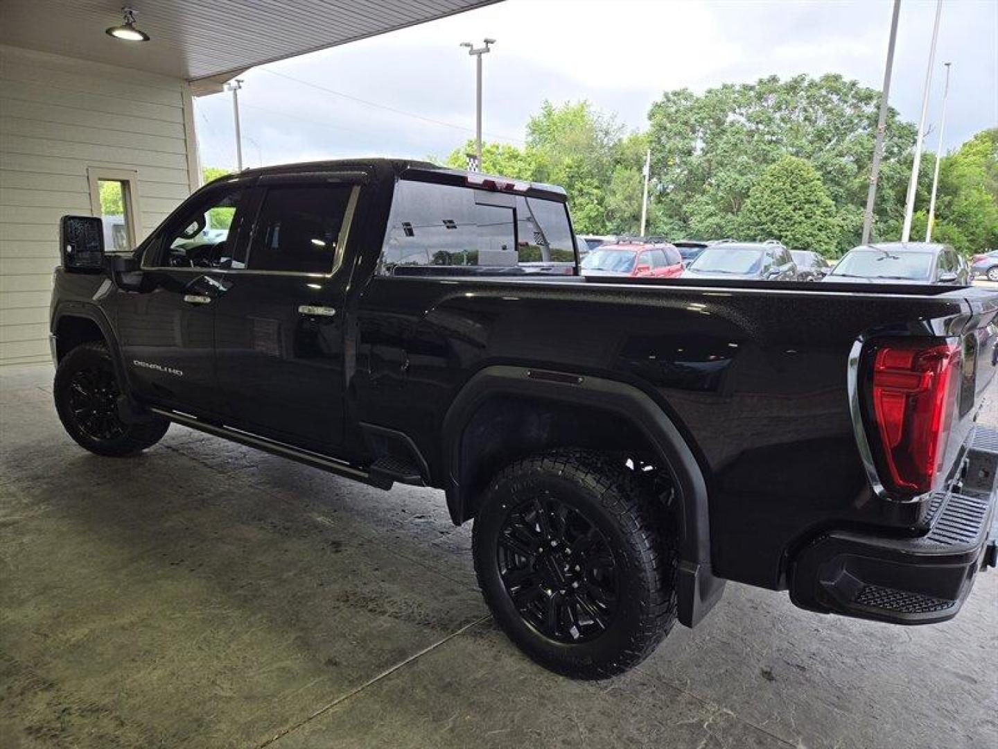 2021 Carbon Black Metallic GMC Sierra 2500 Denali (1GT49REY5MF) with an Duramax 6.6L Biodiesel Turbo V8 445hp 910ft. lbs. engine, Automatic transmission, located at 25355 Eames Street, Channahon, IL, 60410, (815) 467-1807, 41.429108, -88.228432 - *NEW TIRES AND BRAKES* Introducing the ultimate workhorse, the 2021 GMC Sierra 2500 Denali! This beast is equipped with a monstrous Duramax 6.6L Biodiesel Turbo V8 engine that churns out a jaw-dropping 445 horsepower and a staggering 910 ft. lbs. of torque. If you're looking for a truck that can ha - Photo#7