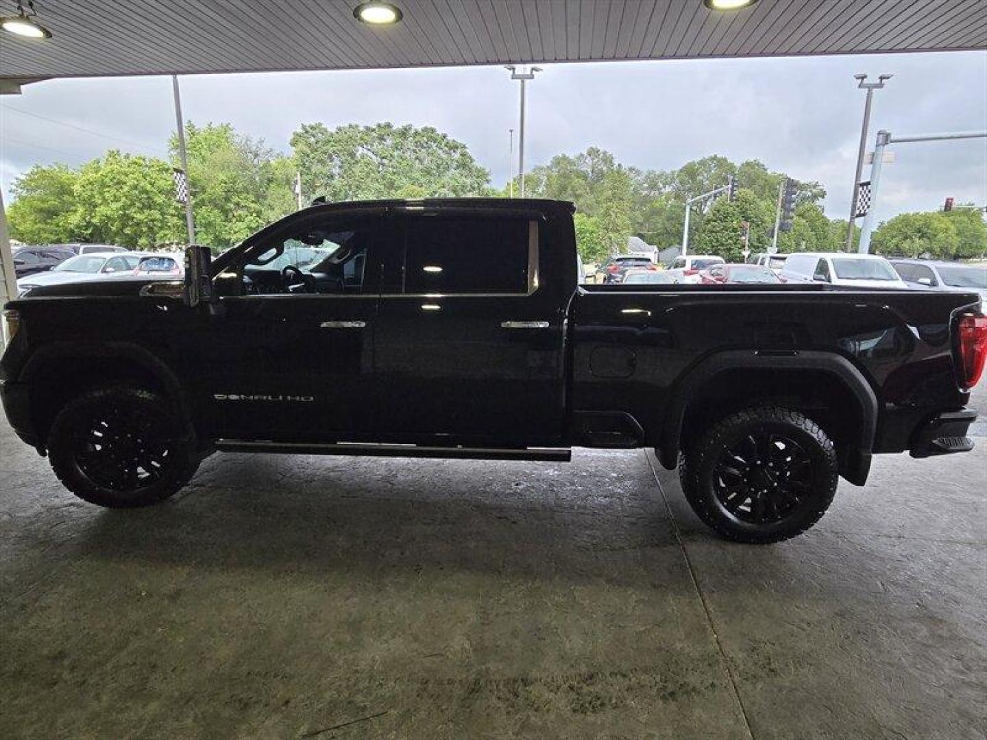 2021 Carbon Black Metallic GMC Sierra 2500 Denali (1GT49REY5MF) with an Duramax 6.6L Biodiesel Turbo V8 445hp 910ft. lbs. engine, Automatic transmission, located at 25355 Eames Street, Channahon, IL, 60410, (815) 467-1807, 41.429108, -88.228432 - *NEW TIRES AND BRAKES* Introducing the ultimate workhorse, the 2021 GMC Sierra 2500 Denali! This beast is equipped with a monstrous Duramax 6.6L Biodiesel Turbo V8 engine that churns out a jaw-dropping 445 horsepower and a staggering 910 ft. lbs. of torque. If you're looking for a truck that can ha - Photo#8