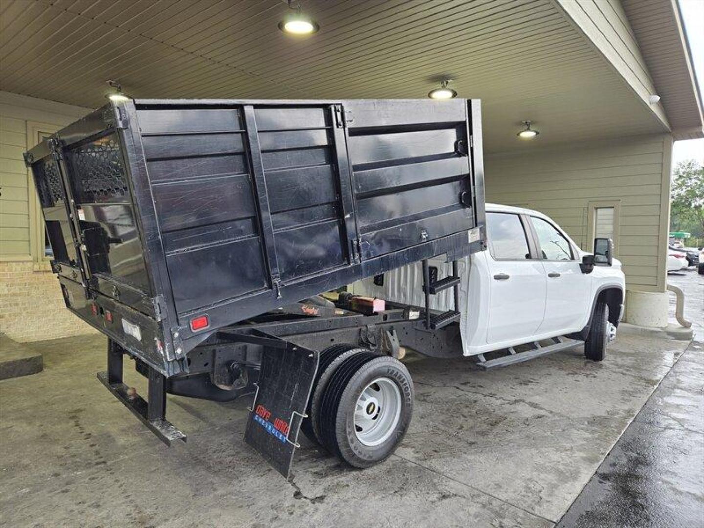 2020 White Chevrolet Silverado 3500HD CC Work Truck (1GB4YSE78LF) with an 6.6L V8 401hp 464ft. lbs. engine, Automatic transmission, located at 25355 Eames Street, Channahon, IL, 60410, (815) 467-1807, 41.429108, -88.228432 - Photo#3