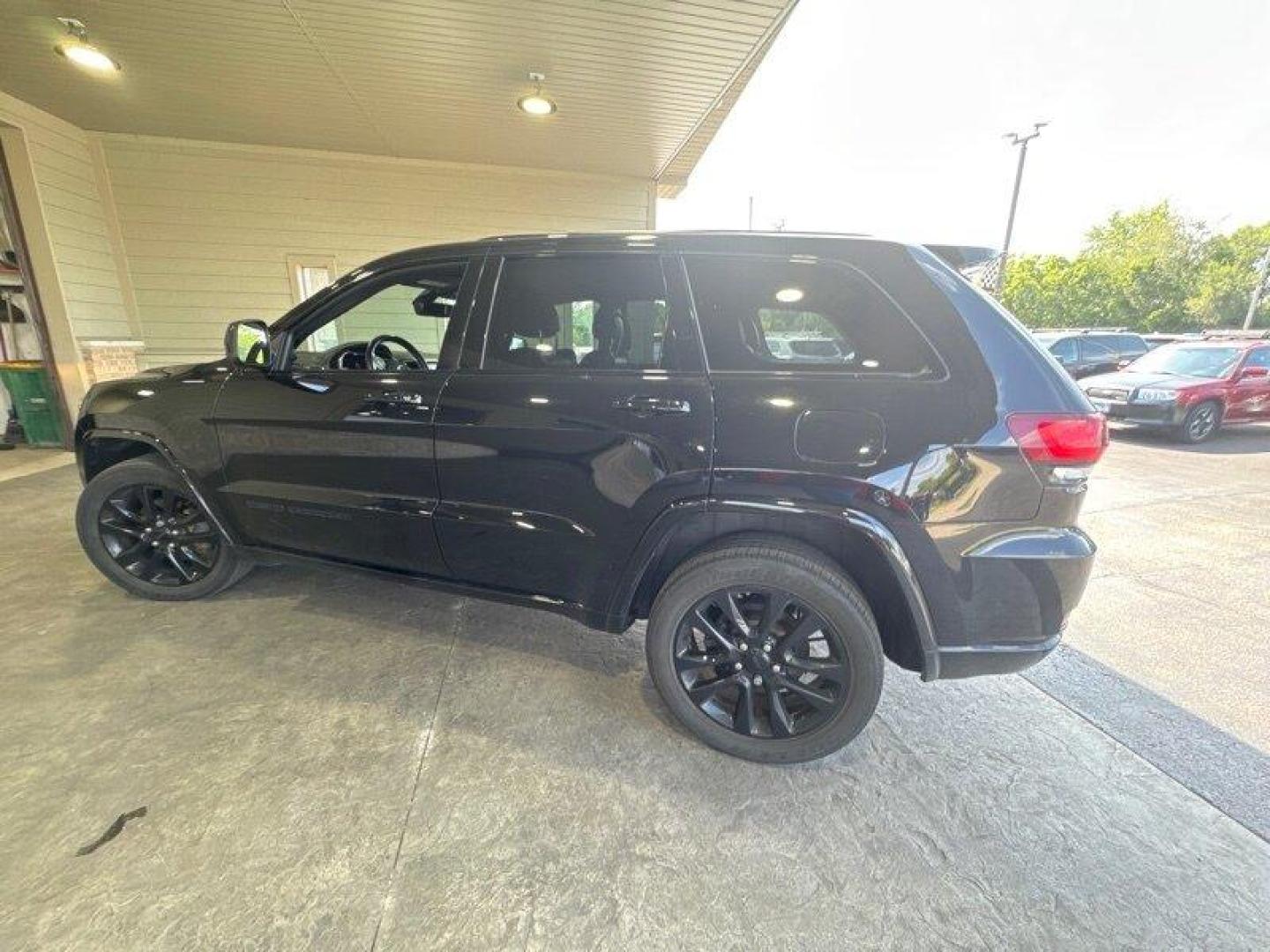 2018 Diamond Black Crystal Pearl Coat Jeep Grand Cherokee Altitude (1C4RJFAG4JC) with an Pentastar 3.6L V6 295hp 260ft. lbs. engine, Automatic transmission, located at 25355 Eames Street, Channahon, IL, 60410, (815) 467-1807, 41.429108, -88.228432 - Oh honey, let me tell you about the 2018 Jeep Grand Cherokee Laredo. This bad boy is powered by a 3.6 engine that will have you feeling like you can conquer the world. And can we talk about the exterior? The Diamond Black Crystal Pearl Coat is sleek and sexy, turning heads as you cruise down the str - Photo#7