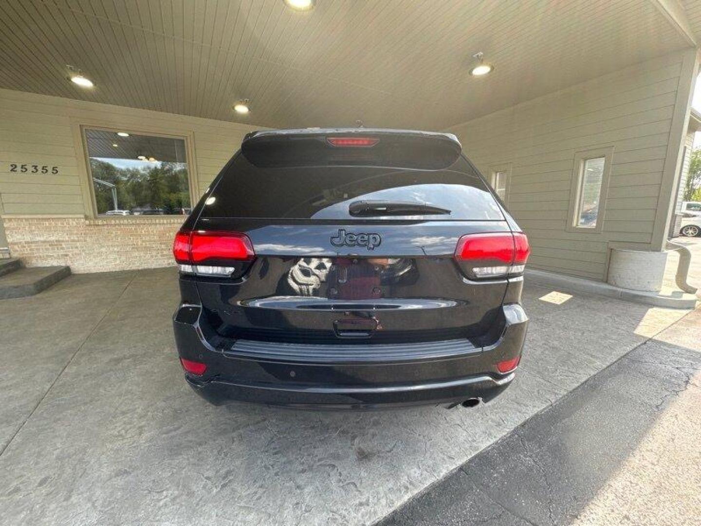 2018 Diamond Black Crystal Pearl Coat Jeep Grand Cherokee Altitude (1C4RJFAG4JC) with an Pentastar 3.6L V6 295hp 260ft. lbs. engine, Automatic transmission, located at 25355 Eames Street, Channahon, IL, 60410, (815) 467-1807, 41.429108, -88.228432 - Oh honey, let me tell you about the 2018 Jeep Grand Cherokee Laredo. This bad boy is powered by a 3.6 engine that will have you feeling like you can conquer the world. And can we talk about the exterior? The Diamond Black Crystal Pearl Coat is sleek and sexy, turning heads as you cruise down the str - Photo#5