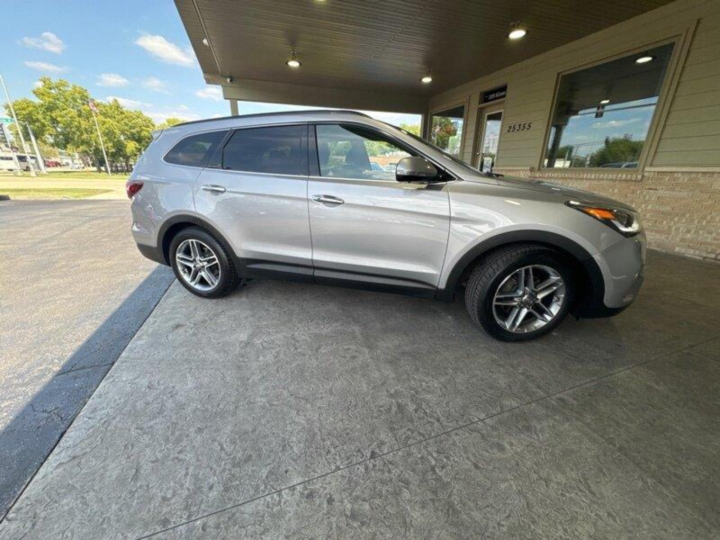 2017 Iron Frost Hyundai SANTA FE SE Ultimate (KM8SRDHF5HU) with an 3.3L V6 290hp 252ft. lbs. engine, Automatic transmission, located at 25355 Eames Street, Channahon, IL, 60410, (815) 467-1807, 41.429108, -88.228432 - Buckle up, folks, because I'm about to introduce you to the ultimate ride: the 2017 Hyundai SANTA FE SE Ultimate. This bad boy is powered by a 3.3L V6 engine that'll give you a whopping 290 horsepower and 252 ft. lbs. of torque. Yeah, you heard that right. But let's talk about what comes standard w - Photo#2