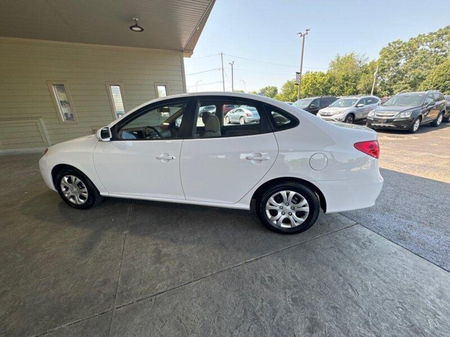 2010 Nordic White Hyundai ELANTRA GLS (KMHDU4AD8AU) with an 2.0L I4 138hp 136ft. lbs. engine, Automatic transmission, located at 25355 Eames Street, Channahon, IL, 60410, (815) 467-1807, 41.429108, -88.228432 - Introducing the impressive 2010 Hyundai ELANTRA GLS, a sleek and stylish vehicle that is sure to turn heads on the road. Powered by a 2.0L I4 engine that delivers an impressive 138 horsepower and 136ft-lbs of torque, this car is built to provide a smooth and powerful driving experience. With only b - Photo#6