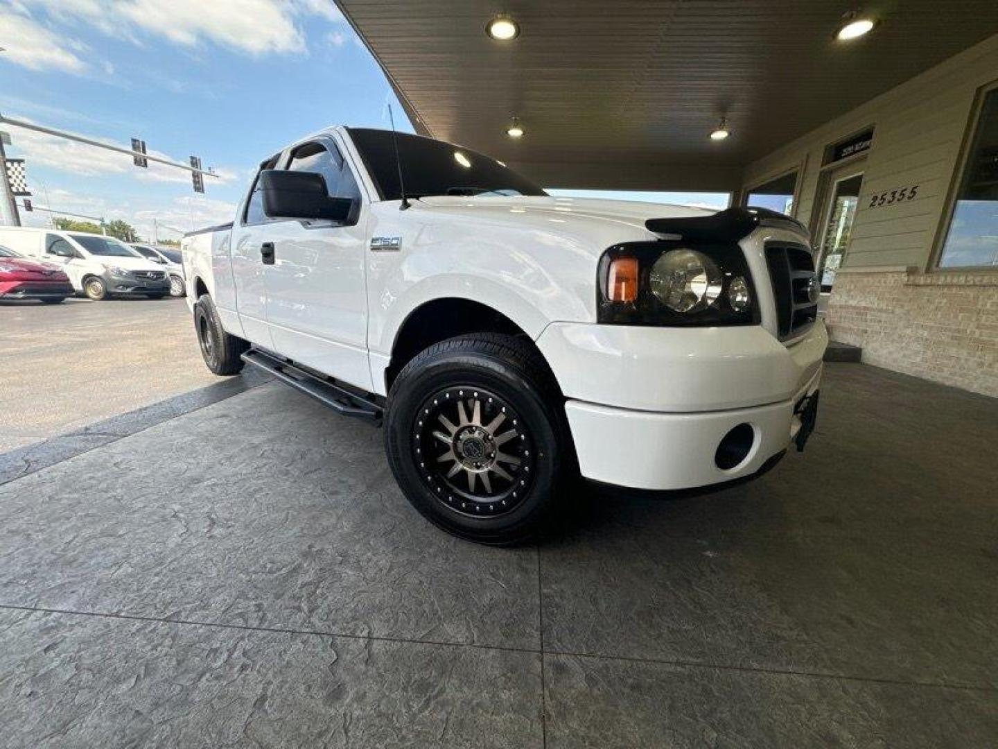 2008 Oxford White Clearcoat Ford F-150 STX (1FTRX12W28K) with an 4.6L V8 248hp 294ft. lbs. engine, Automatic transmission, located at 25355 Eames Street, Channahon, IL, 60410, (815) 467-1807, 41.429108, -88.228432 - Photo#0