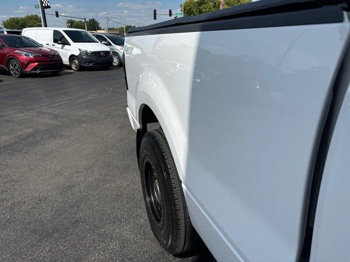 2008 Oxford White Clearcoat Ford F-150 STX (1FTRX12W28K) with an 4.6L V8 248hp 294ft. lbs. engine, Automatic transmission, located at 25355 Eames Street, Channahon, IL, 60410, (815) 467-1807, 41.429108, -88.228432 - Photo#11