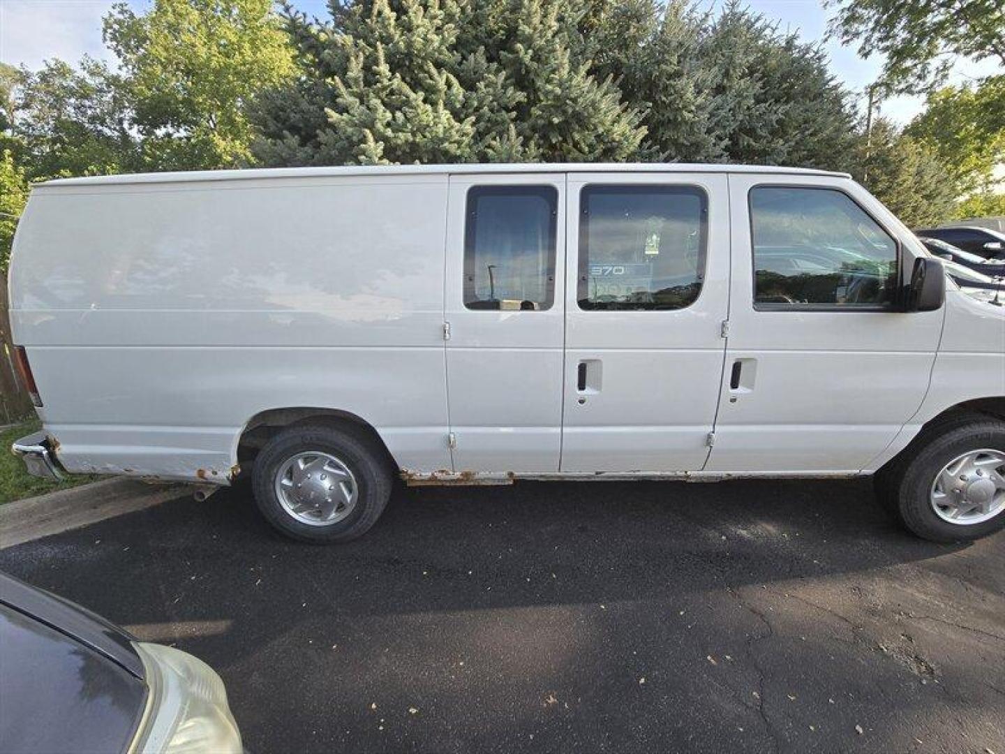 2011 Oxford White Ford E-250 (1FTNS2EW1BD) with an Triton 4.6L Flex Fuel V8 225hp 286ft. lbs. engine, Automatic transmission, located at 25355 Eames Street, Channahon, IL, 60410, (815) 467-1807, 41.429108, -88.228432 - *** Sapphire Scientific 370SS TRUCKMOUNT CARPET CLEANING VAN. *** Introducing the 2011 Ford E-250, a reliable and versatile workhorse that is perfect for any business owner or contractor. Powered by a Triton 4.6L Flex Fuel V8 engine that produces 225 horsepower and 286ft. lbs. of torque, this vehic - Photo#1