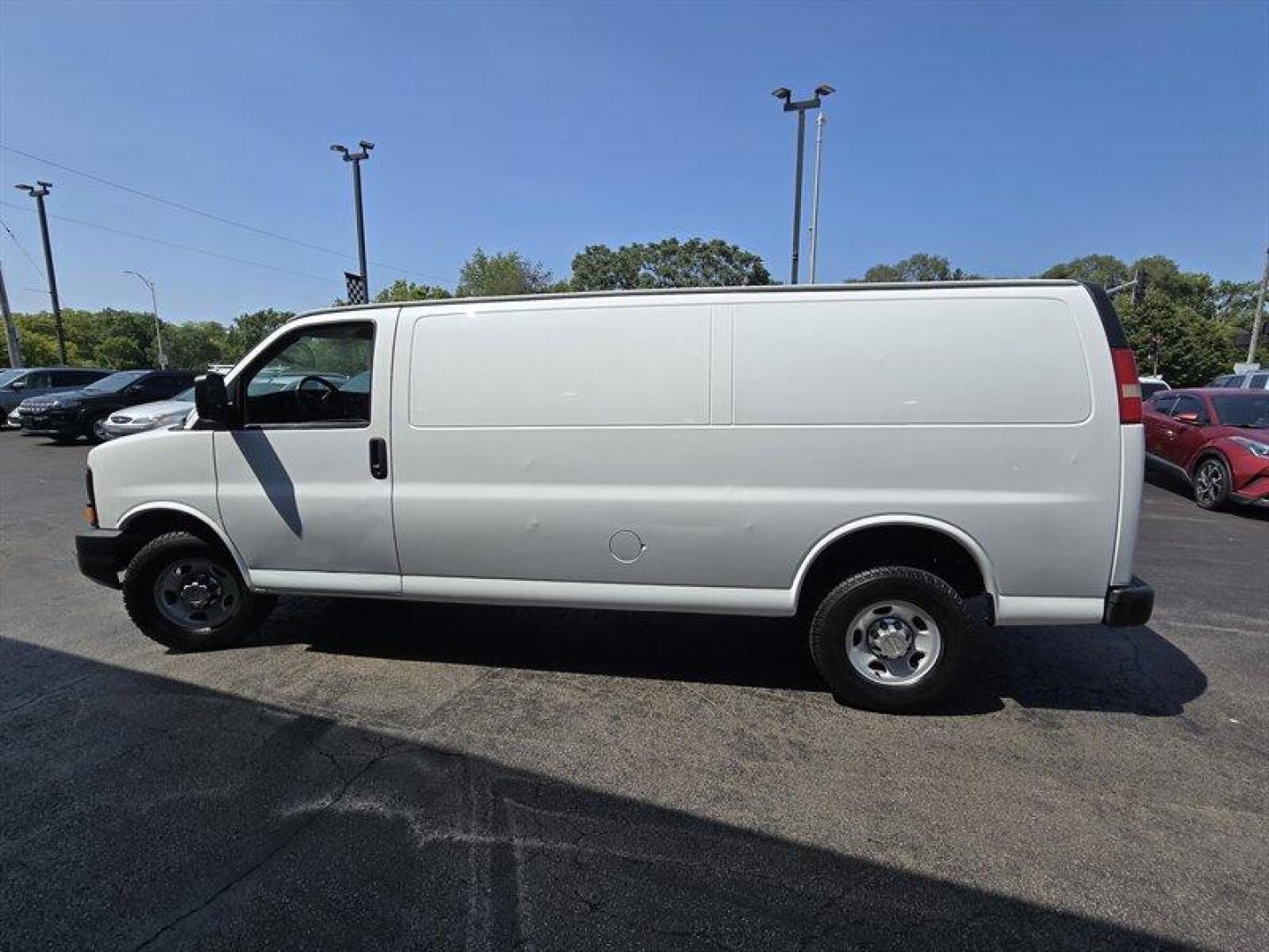 2012 Summit White Chevrolet Express Work Van Cargo (1GCZGUBG5C1) with an 6.0L Flex Fuel V8 323hp 373ft. lbs. engine, Automatic transmission, located at 25355 Eames Street, Channahon, IL, 60410, (815) 467-1807, 41.429108, -88.228432 - Photo#6