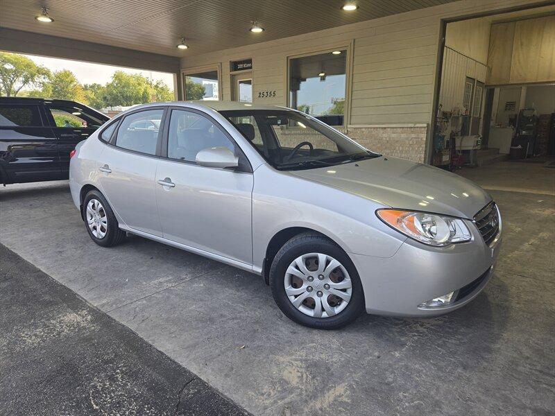 photo of 2009 Hyundai ELANTRA SE Sedan