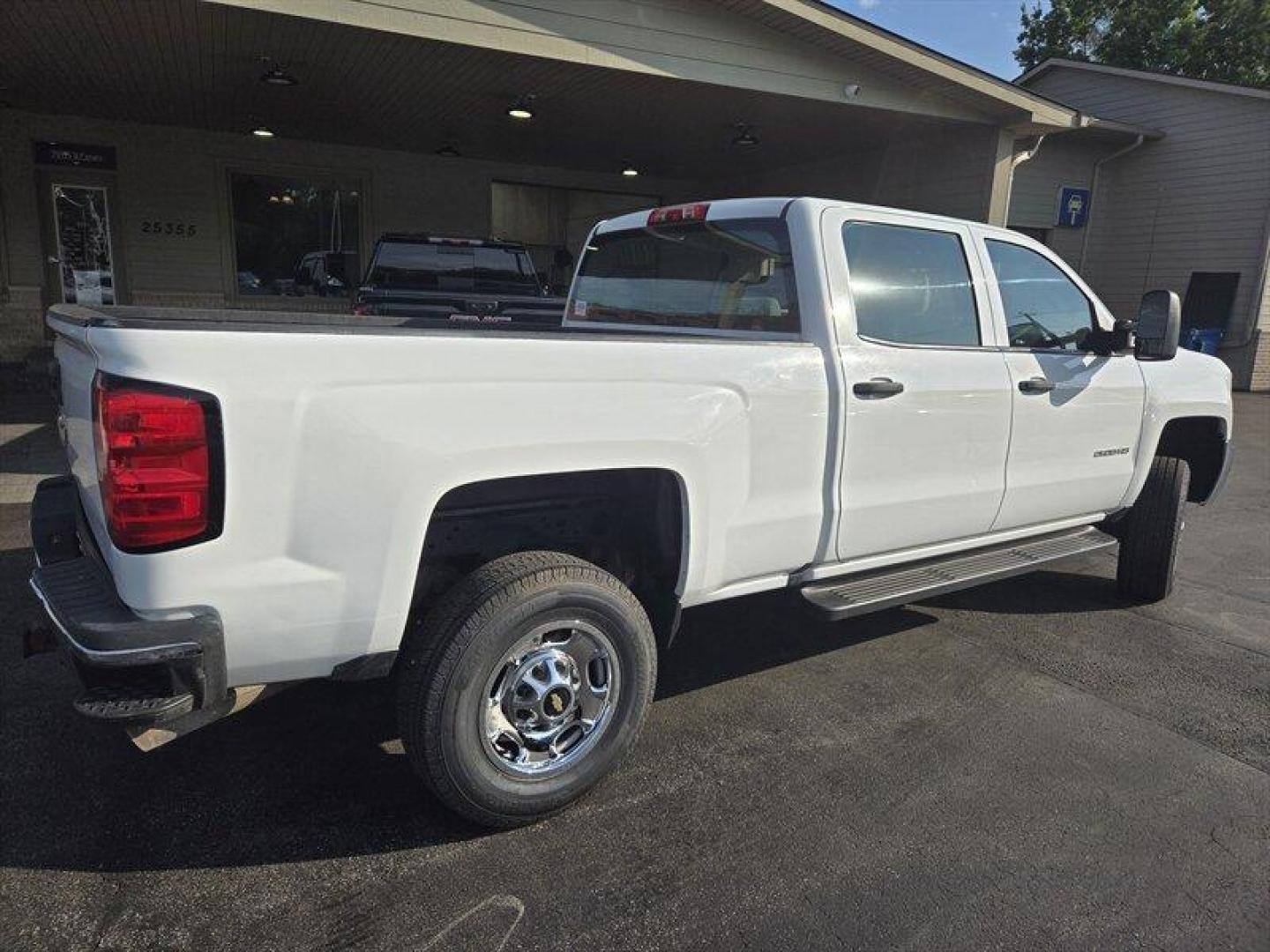 2016 Summit White Chevrolet Silverado 2500 Work Truck (1GC1KUEG3GF) with an Vortec 6.0L Flex Fuel V8 360hp 380ft. lbs. engine, Automatic transmission, located at 25355 Eames Street, Channahon, IL, 60410, (815) 467-1807, 41.429108, -88.228432 - Photo#3