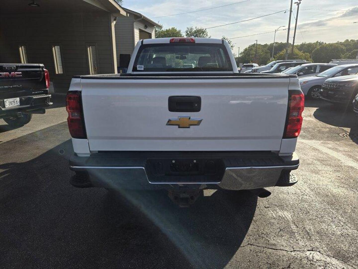 2016 Summit White Chevrolet Silverado 2500 Work Truck (1GC1KUEG3GF) with an Vortec 6.0L Flex Fuel V8 360hp 380ft. lbs. engine, Automatic transmission, located at 25355 Eames Street, Channahon, IL, 60410, (815) 467-1807, 41.429108, -88.228432 - Photo#5