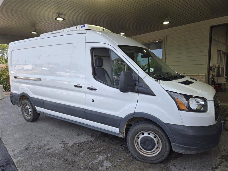 photo of 2016 Ford Transit 250 