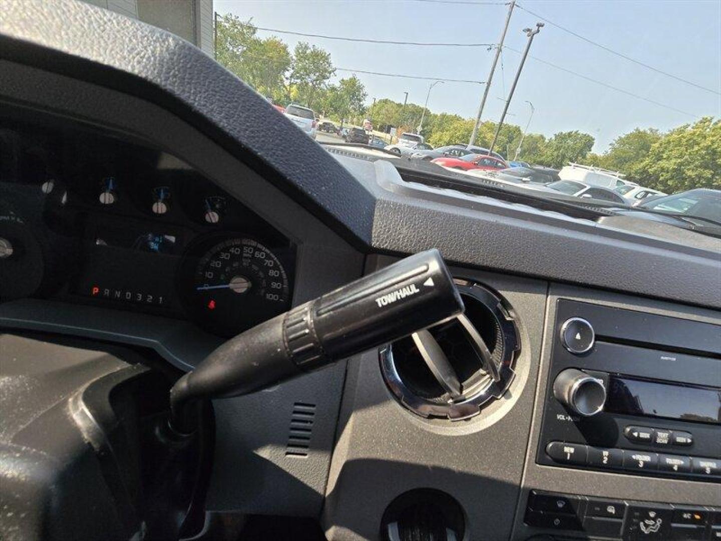 2016 White Ford F-550 XL DRW (1FDUF5GY9GE) with an 6.8 engine, Automatic transmission, located at 25355 Eames Street, Channahon, IL, 60410, (815) 467-1807, 41.429108, -88.228432 - Photo#20