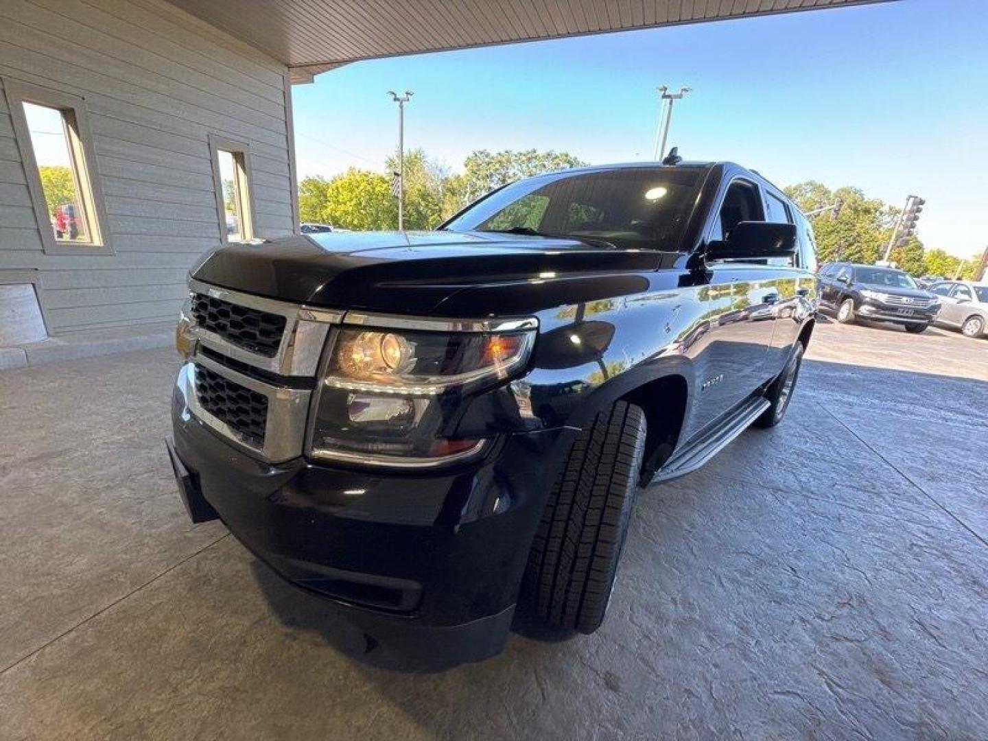 2017 Black Chevrolet Tahoe LT (1GNSKBKC1HR) with an EcoTec3 5.3L Flex Fuel V8 355hp 383ft. lbs. engine, Automatic transmission, located at 25355 Eames Street, Channahon, IL, 60410, (815) 467-1807, 41.429108, -88.228432 - Looking for a bold, badass SUV that can handle anything life throws your way? Look no further than the 2017 Chevrolet Tahoe LT, baby! This bad boy is powered by a beastly EcoTec3 5.3L Flex Fuel V8 engine, delivering a whopping 355 horsepower and 383 foot-pounds of torque. That means you'll be able t - Photo#7