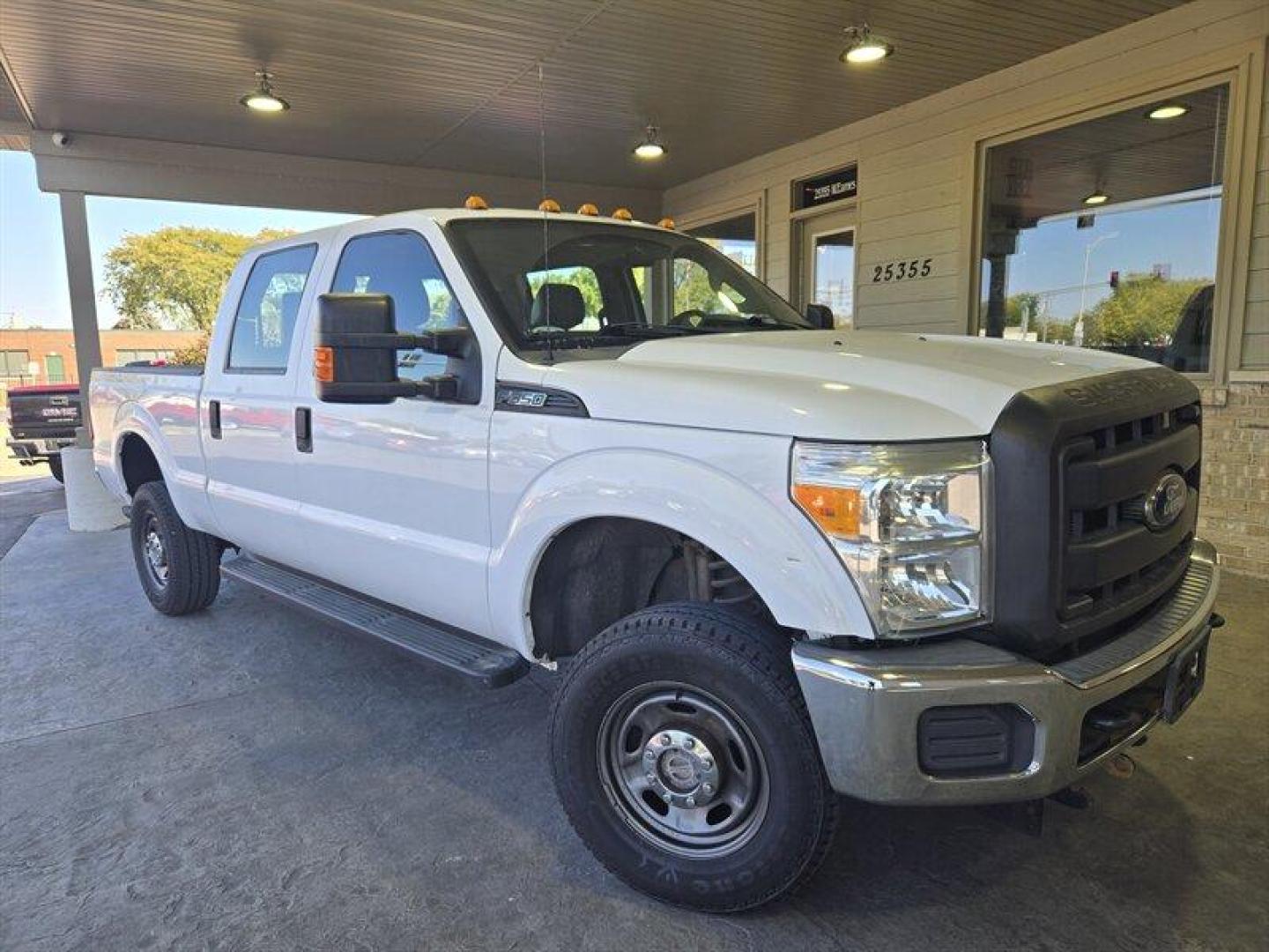 2015 Oxford White Ford F-350 XL (1FT8W3B6XFE) with an 6.2L Flex Fuel V8 316hp 397ft. lbs. engine, Automatic transmission, located at 25355 Eames Street, Channahon, IL, 60410, (815) 467-1807, 41.429108, -88.228432 - ** NEEDS MAINTAINCE WORK SUCH AS BRAKES, ENDLINKS, ETC.. PRICED ACCORDINGLY. ** Introducing the 2015 Ford F-350 XL, a powerful and reliable pickup truck that is built to handle heavy-duty workloads. Powered by a 6.2L Flex Fuel V8 engine that delivers 316 horsepower and 397 ft-lbs of torque, this tr - Photo#3