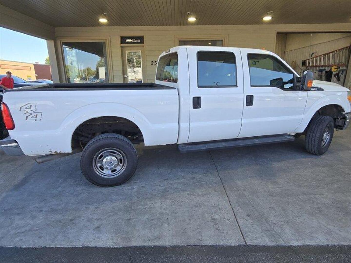 2015 Oxford White Ford F-350 XL (1FT8W3B6XFE) with an 6.2L Flex Fuel V8 316hp 397ft. lbs. engine, Automatic transmission, located at 25355 Eames Street, Channahon, IL, 60410, (815) 467-1807, 41.429108, -88.228432 - ** NEEDS MAINTAINCE WORK SUCH AS BRAKES, ENDLINKS, ETC.. PRICED ACCORDINGLY. ** Introducing the 2015 Ford F-350 XL, a powerful and reliable pickup truck that is built to handle heavy-duty workloads. Powered by a 6.2L Flex Fuel V8 engine that delivers 316 horsepower and 397 ft-lbs of torque, this tr - Photo#4