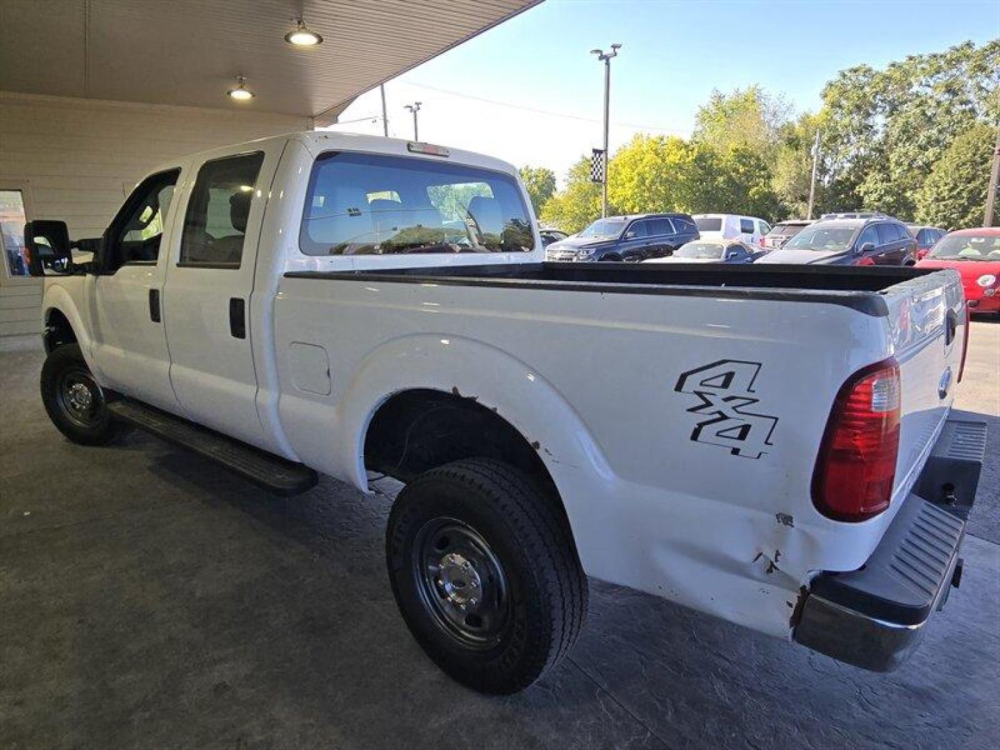 2015 Oxford White Ford F-350 XL (1FT8W3B6XFE) with an 6.2L Flex Fuel V8 316hp 397ft. lbs. engine, Automatic transmission, located at 25355 Eames Street, Channahon, IL, 60410, (815) 467-1807, 41.429108, -88.228432 - ** NEEDS MAINTAINCE WORK SUCH AS BRAKES, ENDLINKS, ETC.. PRICED ACCORDINGLY. ** Introducing the 2015 Ford F-350 XL, a powerful and reliable pickup truck that is built to handle heavy-duty workloads. Powered by a 6.2L Flex Fuel V8 engine that delivers 316 horsepower and 397 ft-lbs of torque, this tr - Photo#6