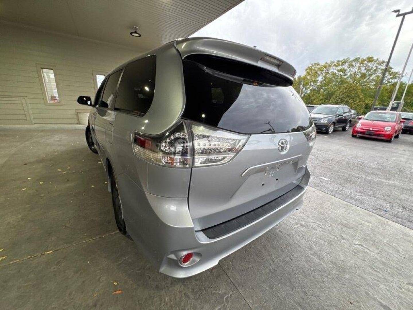 2013 Predawn Gray Mica Toyota Sienna SE 8 Passenger (5TDXK3DC9DS) with an 3.5L V6 266hp 245ft. lbs. engine, Automatic transmission, located at 25355 Eames Street, Channahon, IL, 60410, (815) 467-1807, 41.429108, -88.228432 - Ladies and gentlemen, let me introduce you to the ultimate family-hauling machine, the 2013 Toyota Sienna SE! This bad boy is powered by a 3.5L V6 engine that produces a whopping 266 horsepower and 245 ft-lbs of torque. That's right, you'll have plenty of power to get up and go, whether you're takin - Photo#6