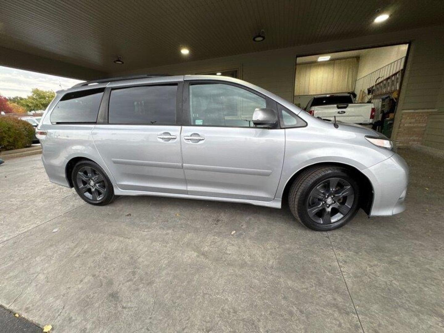 2013 Predawn Gray Mica Toyota Sienna SE 8 Passenger (5TDXK3DC9DS) with an 3.5L V6 266hp 245ft. lbs. engine, Automatic transmission, located at 25355 Eames Street, Channahon, IL, 60410, (815) 467-1807, 41.429108, -88.228432 - Ladies and gentlemen, let me introduce you to the ultimate family-hauling machine, the 2013 Toyota Sienna SE! This bad boy is powered by a 3.5L V6 engine that produces a whopping 266 horsepower and 245 ft-lbs of torque. That's right, you'll have plenty of power to get up and go, whether you're takin - Photo#2