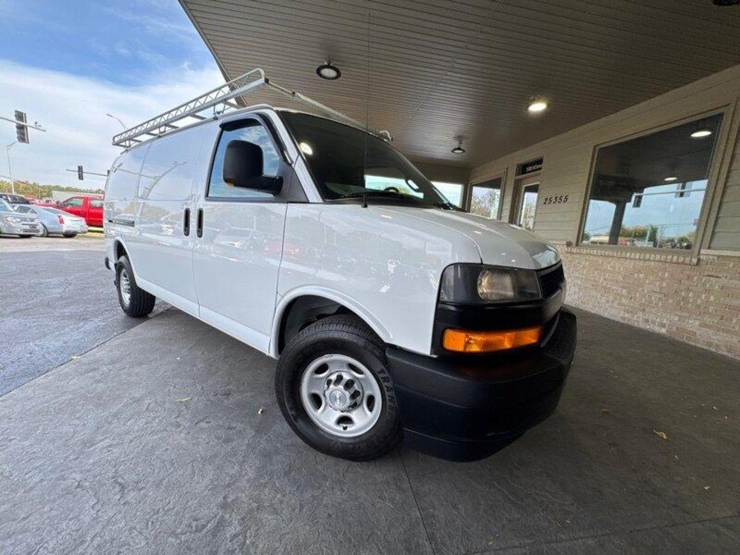 2019 Summit White Chevrolet Express Work Van Cargo (1GCWGAFG6K1) with an Vortec 6.0L Flex Fuel V8 341hp 373ft. lbs. engine, Automatic transmission, located at 25355 Eames Street, Channahon, IL, 60410, (815) 467-1807, 41.429108, -88.228432 - The 2019 Chevrolet Express 2500 is a remarkable full-size cargo van that is designed to provide you with an unparalleled driving experience. Powered by a Vortec 6.0L Flex Fuel V8 engine that delivers an impressive 341 horsepower and 373 ft-lbs of torque, the Express 2500 is an ideal choice for those - Photo#0