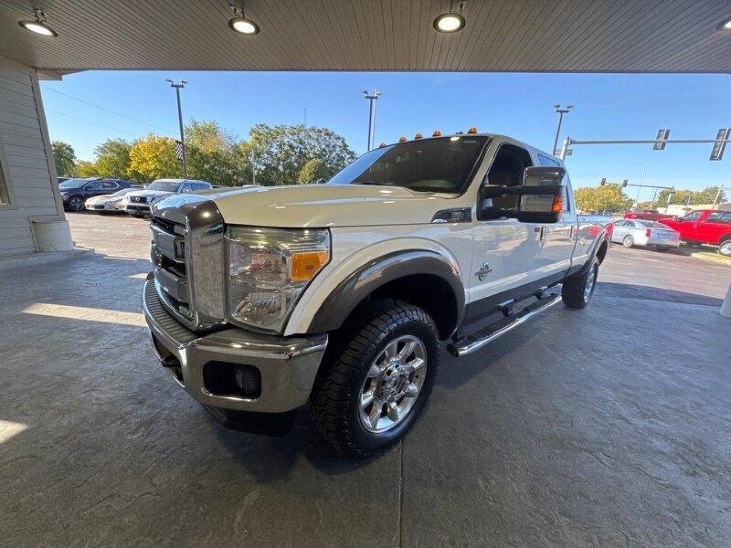 2015 White Platinum Metallic Tri-Coat Ford F-250 Lariat (1FT7W2BT5FE) with an Power Stroke 6.7L Biodiesel Turbo V8 440hp 860ft. engine, Automatic transmission, located at 25355 Eames Street, Channahon, IL, 60410, (815) 467-1807, 41.429108, -88.228432 - Photo#6