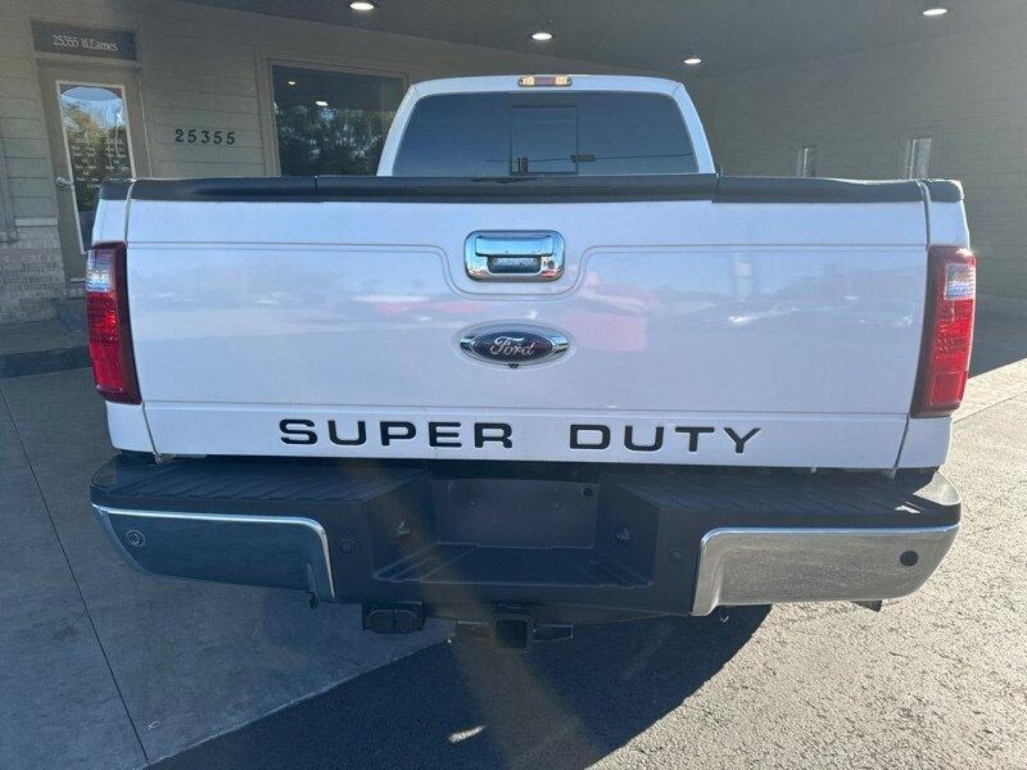 2015 White Platinum Metallic Tri-Coat Ford F-250 Lariat (1FT7W2BT5FE) with an Power Stroke 6.7L Biodiesel Turbo V8 440hp 860ft. engine, Automatic transmission, located at 25355 Eames Street, Channahon, IL, 60410, (815) 467-1807, 41.429108, -88.228432 - Introducing the mighty 2015 Ford F-250 Super Duty Lariat - an absolute beast of a truck that is sure to turn heads wherever you go! This beauty is powered by a robust Power Stroke 6.7L Biodiesel Turbo V8 engine, delivering an impressive 440hp and 860ft. of torque. With this powerful engine, you can - Photo#3