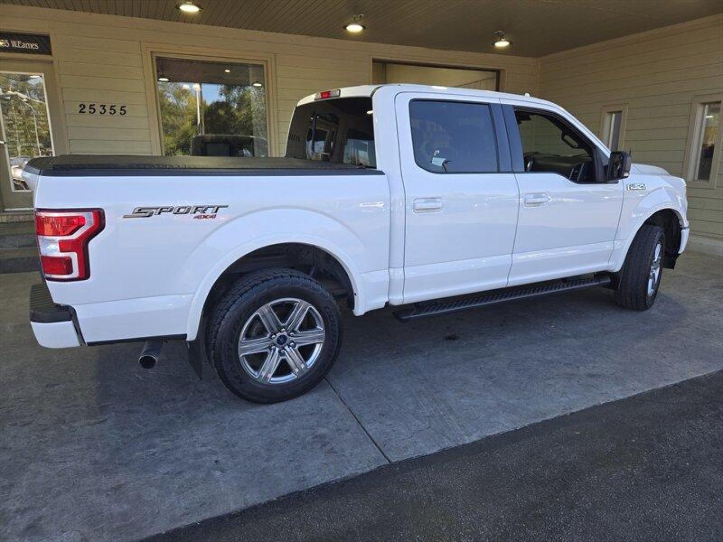 2018 Oxford White Ford F-150 XLT (1FTEW1EG4JF) with an EcoBoost 3.5L Twin Turbo V6 375hp 470ft. lbs. engine, Automatic transmission, located at 25355 Eames Street, Channahon, IL, 60410, (815) 467-1807, 41.429108, -88.228432 - Introducing a 2018 Ford F-150 XLT that boasts a powerful EcoBoost 3.5L Twin Turbo V6 375hp 470ft. lbs. engine. The vehicle comes in a sleek Shadow Black/Magnetic exterior and a comfortable Medium Light Camel interior. This truck has been well-maintained and is in excellent overall condition. The F - Photo#3