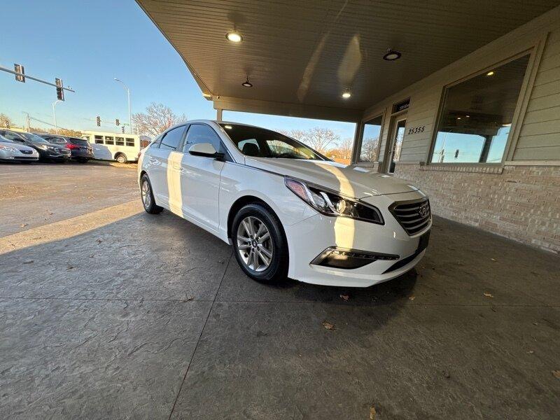 photo of 2015 Hyundai SONATA SE 