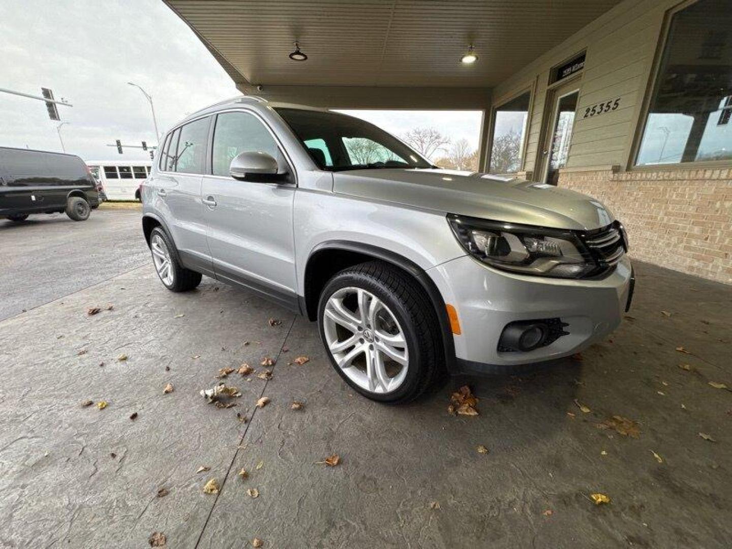 2013 Reflex Silver Metallic Volkswagen Tiguan SEL 4Motion (WVGBV7AX9DW) with an 2.0L Turbo I4 200hp 207ft. lbs. engine, TipTronic transmission, located at 25355 Eames Street, Channahon, IL, 60410, (815) 467-1807, 41.429108, -88.228432 - Photo#0