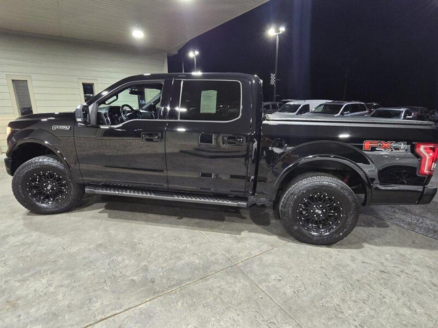 2017 Shadow Black Ford F-150 XLT (1FTEW1EF1HF) with an 5.0L Flex Fuel V8 385hp 387ft. lbs. engine, Automatic transmission, located at 25355 Eames Street, Channahon, IL, 60410, (815) 467-1807, 41.429108, -88.228432 - Introducing the 2017 Ford F-150 XLT, the powerhouse of all trucks! This beast is equipped with a 5.0L Flex Fuel V8 engine that delivers a whopping 385 horsepower and 387ft. lbs. of torque, making it the ultimate choice for all your heavy-duty needs. The exterior of this truck comes in a sleek and s - Photo#8