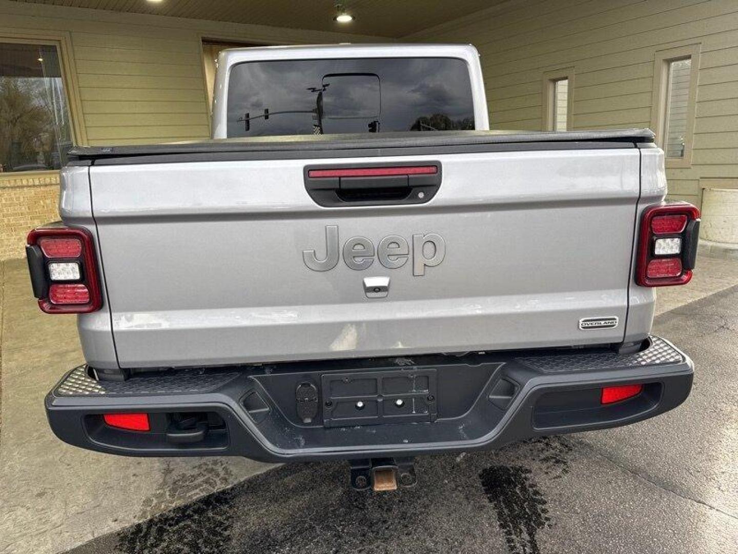 2020 Billet Silver Metallic Clear Coat Jeep Gladiator Overland (1C6HJTFG9LL) with an 3.6L V6 285hp 260ft. lbs. engine, Automatic transmission, located at 25355 Eames Street, Channahon, IL, 60410, (815) 467-1807, 41.429108, -88.228432 - Photo#30