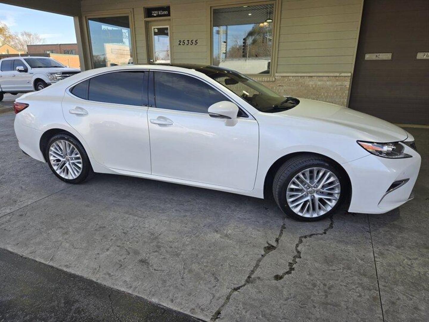 2016 Eminent White Pearl Lexus ES 350 350 (JTHBK1GG4G2) with an 3.5 engine, Automatic transmission, located at 25355 Eames Street, Channahon, IL, 60410, (815) 467-1807, 41.429108, -88.228432 - Introducing the 2016 Lexus ES 350, the luxurious sedan that's sure to turn heads on the road! Powered by a 3.5 engine, this car is a perfect blend of power and performance. The exterior is coated in a stunning Eminent White Pearl finish, which compliments the sleek design of the car. Step inside and - Photo#1