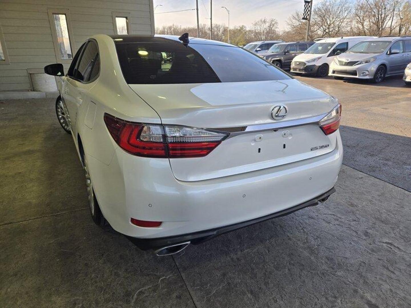 2016 Eminent White Pearl Lexus ES 350 350 (JTHBK1GG4G2) with an 3.5 engine, Automatic transmission, located at 25355 Eames Street, Channahon, IL, 60410, (815) 467-1807, 41.429108, -88.228432 - Introducing the 2016 Lexus ES 350, the luxurious sedan that's sure to turn heads on the road! Powered by a 3.5 engine, this car is a perfect blend of power and performance. The exterior is coated in a stunning Eminent White Pearl finish, which compliments the sleek design of the car. Step inside and - Photo#3