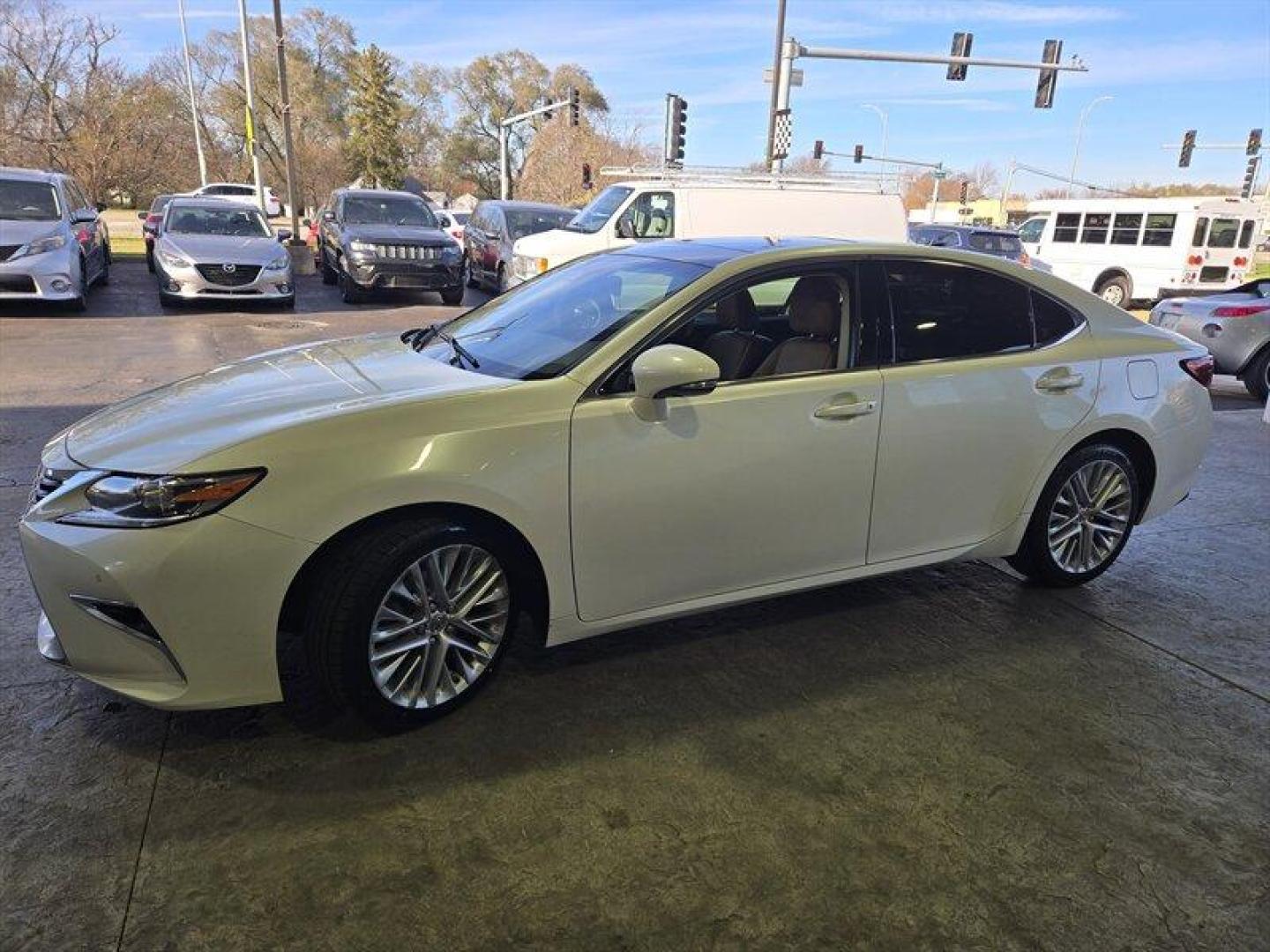 2016 Eminent White Pearl Lexus ES 350 350 (JTHBK1GG4G2) with an 3.5 engine, Automatic transmission, located at 25355 Eames Street, Channahon, IL, 60410, (815) 467-1807, 41.429108, -88.228432 - Introducing the 2016 Lexus ES 350, the luxurious sedan that's sure to turn heads on the road! Powered by a 3.5 engine, this car is a perfect blend of power and performance. The exterior is coated in a stunning Eminent White Pearl finish, which compliments the sleek design of the car. Step inside and - Photo#5