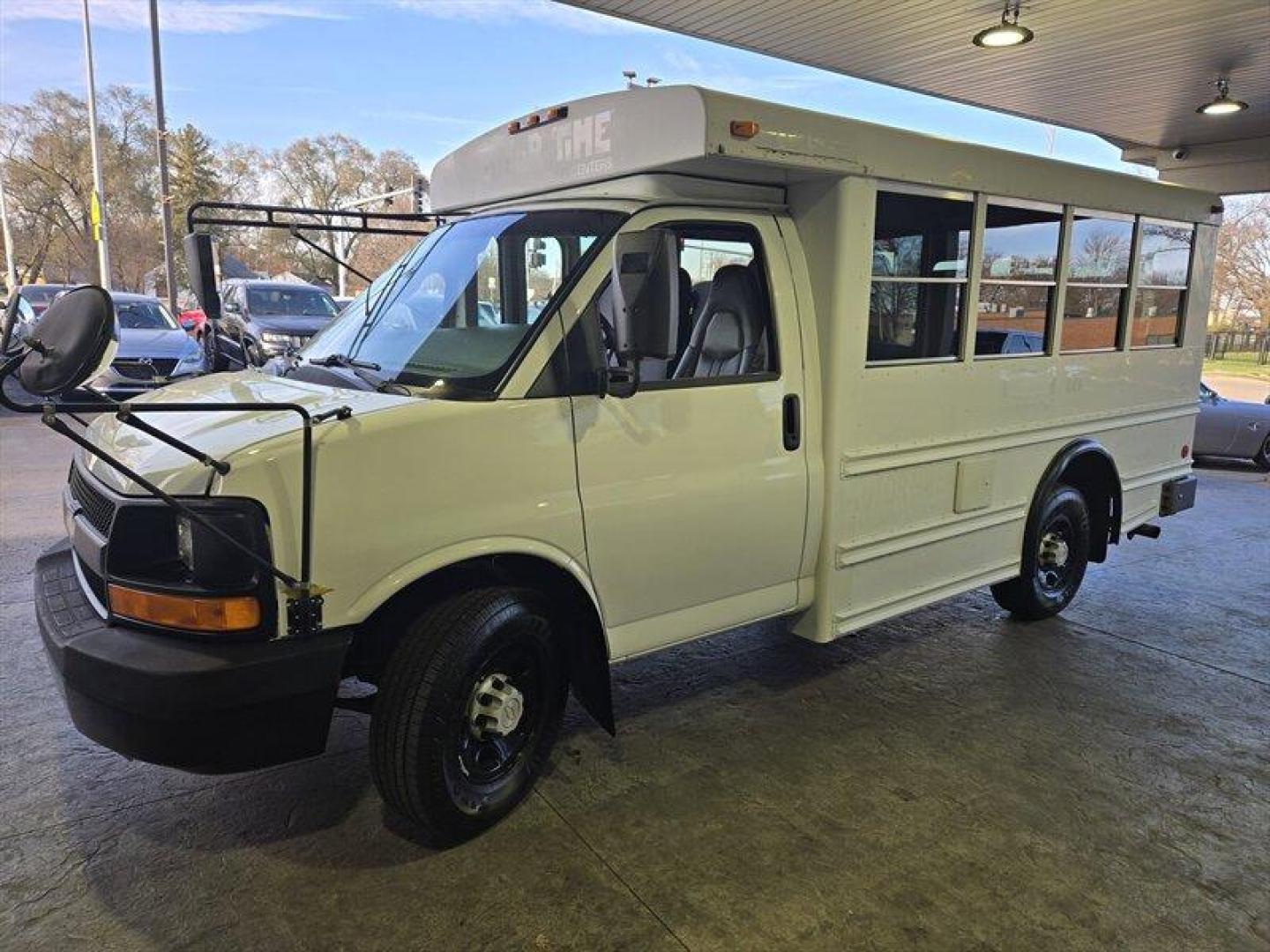 2007 White Chevrolet Express Work Van Cutaway (1GBHG31V171) , Automatic transmission, located at 25355 Eames Street, Channahon, IL, 60410, (815) 467-1807, 41.429108, -88.228432 - ** COLLINS 15 PASSENGER BUS. ** This 2007 Chevrolet Express is a great choice for anyone in need of a reliable and spacious vehicle. With a sleek white exterior and a clean gray interior, this van is both stylish and practical. The low mileage of less than 44,000 miles makes this vehicle an excellen - Photo#10