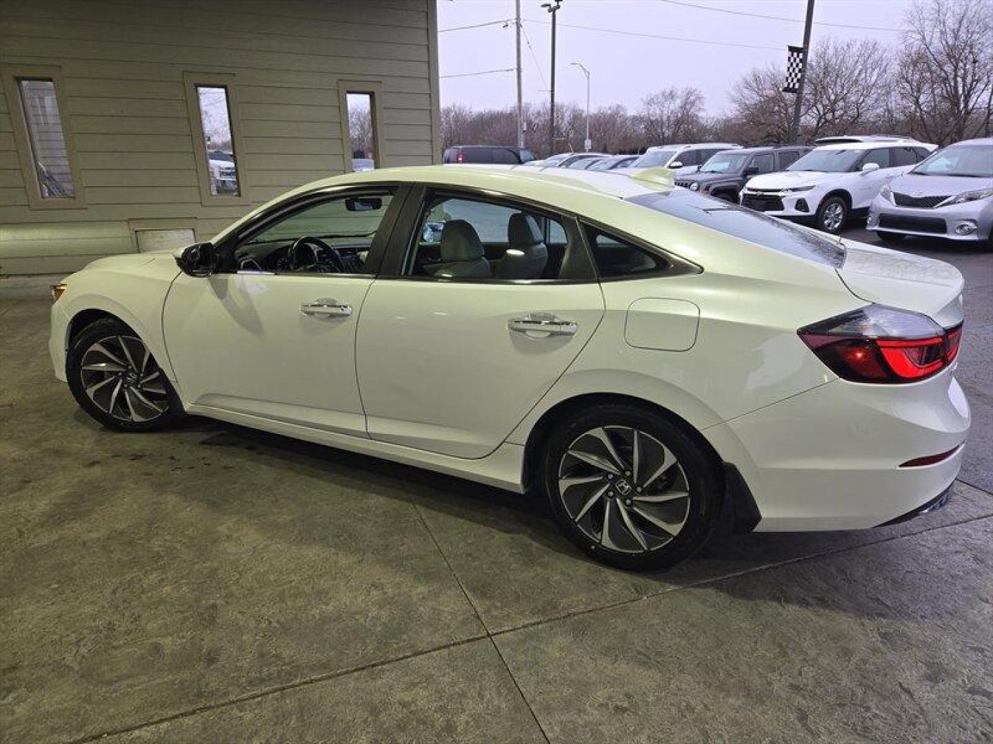 2020 Platinum White Pearl Honda Insight Touring (19XZE4F94LE) with an 1.5L Hybrid I4 151hp 197ft. lbs. engine, Automatic transmission, located at 25355 Eames Street, Channahon, IL, 60410, (815) 467-1807, 41.429108, -88.228432 - Introducing the 2020 Honda Insight Touring, a stylish and fuel-efficient hybrid sedan that is perfect for eco-conscious drivers. Powered by a 1.5L Hybrid I4 engine that produces 151hp and 197ft. lbs. of torque, this vehicle delivers a smooth and comfortable ride, while also providing impressive fuel - Photo#6