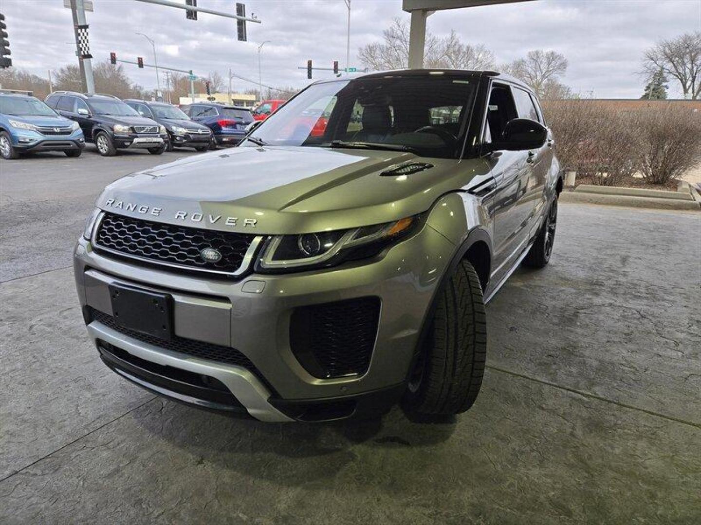 2018 Corris Grey Metallic Land Rover Range Rover Evoque HSE Dynamic (SALVD2SX1JH) with an 2.0L Turbo I4 286hp 295ft. lbs. engine, Automatic transmission, located at 25355 Eames Street, Channahon, IL, 60410, (815) 467-1807, 41.429108, -88.228432 - Introducing the beast on the road - the 2018 Land Rover Range Rover Evoque HSE Dynamic! This stunning vehicle is powered by a 2.0L Turbo I4 engine that delivers an impressive 286hp and 295ft. lbs. of torque. With less than 51,000 miles on the odometer, this ride has been averaging less than 8,000 mi - Photo#10