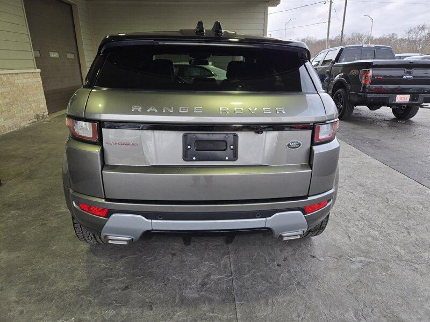 2018 Corris Grey Metallic Land Rover Range Rover Evoque HSE Dynamic (SALVD2SX1JH) with an 2.0L Turbo I4 286hp 295ft. lbs. engine, Automatic transmission, located at 25355 Eames Street, Channahon, IL, 60410, (815) 467-1807, 41.429108, -88.228432 - Introducing the beast on the road - the 2018 Land Rover Range Rover Evoque HSE Dynamic! This stunning vehicle is powered by a 2.0L Turbo I4 engine that delivers an impressive 286hp and 295ft. lbs. of torque. With less than 51,000 miles on the odometer, this ride has been averaging less than 8,000 mi - Photo#5