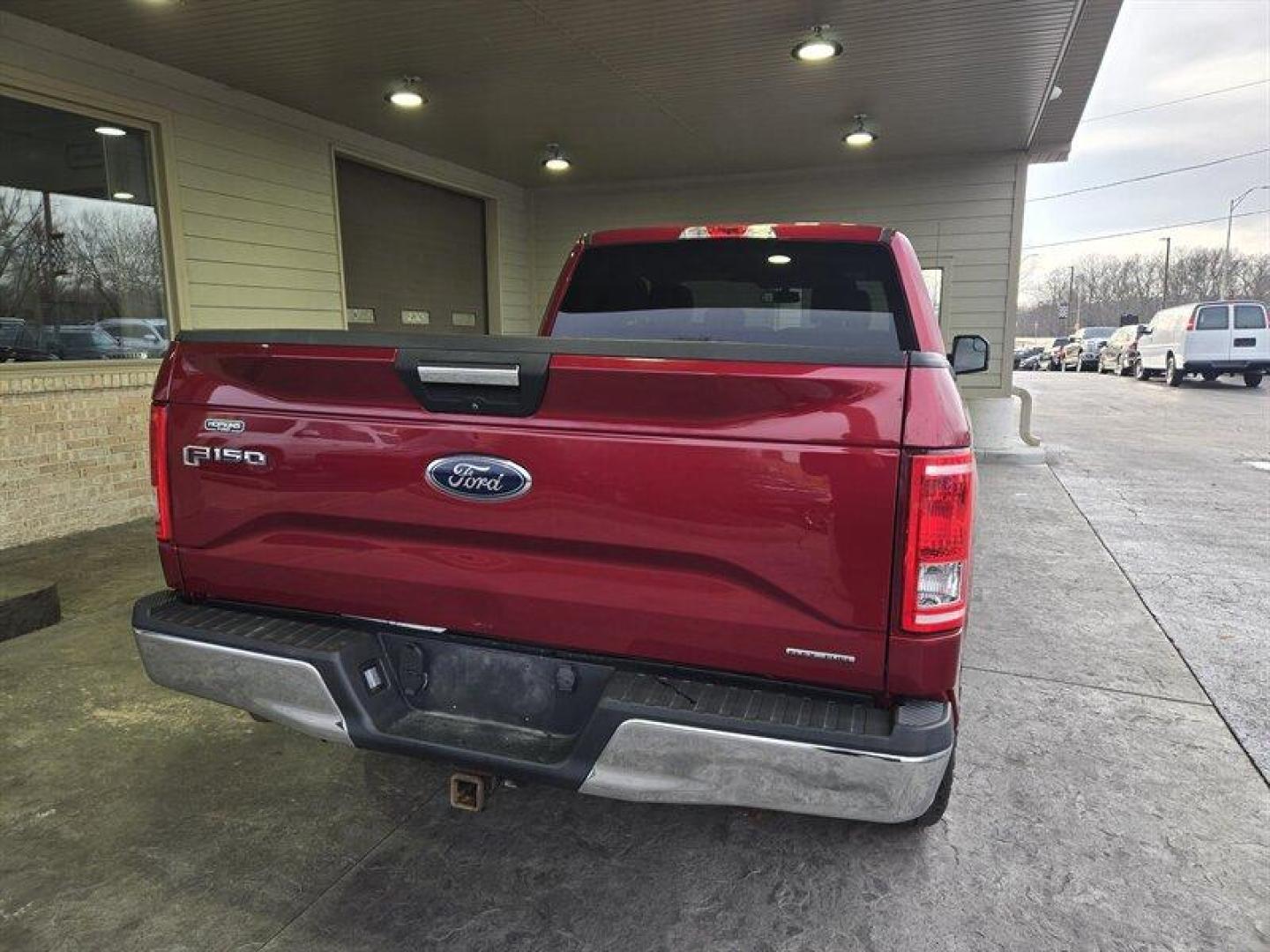 2016 Race Red Ford F-150 XLT (1FTEX1E81GF) with an 3.5L Flex Fuel V6 282hp 253ft. lbs. engine, Automatic transmission, located at 25355 Eames Street, Channahon, IL, 60410, (815) 467-1807, 41.429108, -88.228432 - Oh, honey, have you seen the 2016 Ford F-150 XLT? This beast is powered by a 3.5L Flex Fuel V6 engine that delivers a whopping 282 horsepower and 253 foot-pounds of torque. You'll feel like the king of the road when you get behind the wheel of this bad boy. Let's talk about the exterior, shall we? - Photo#3