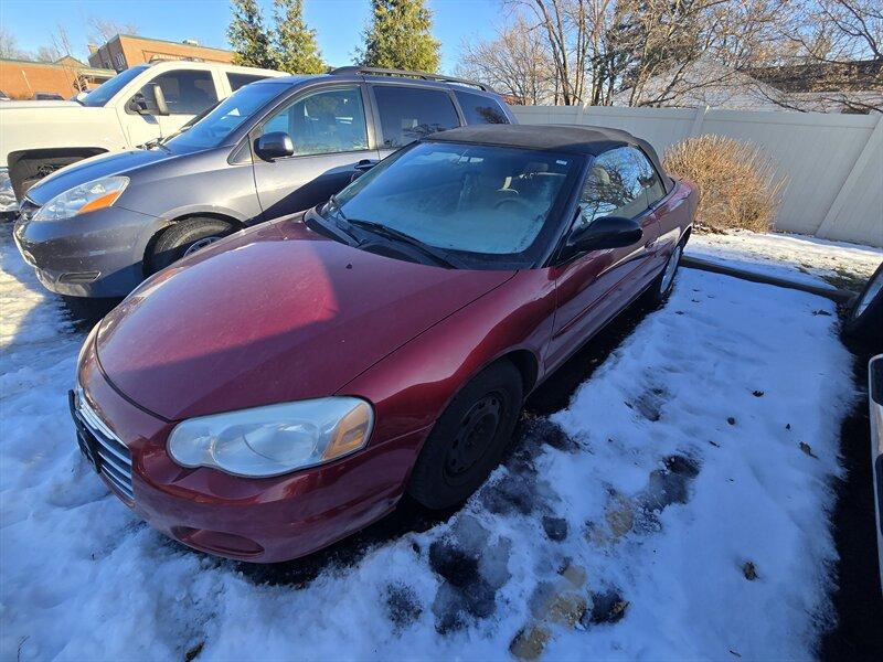 photo of 2004 Chrysler Sebring 