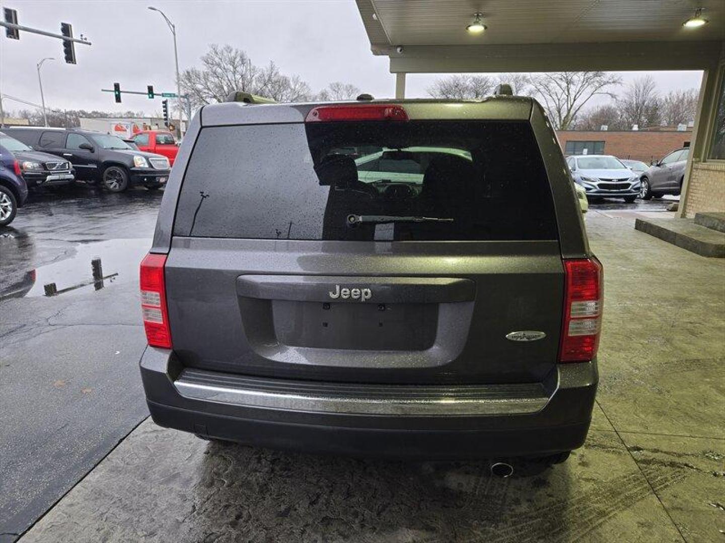 2016 Granite Crystal Metallic Clear Coat Jeep Patriot High Altitude (1C4NJPFA6GD) with an 2.0L I4 158hp 141ft. lbs. engine, Automatic transmission, located at 25355 Eames Street, Channahon, IL, 60410, (815) 467-1807, 41.429108, -88.228432 - Introducing the 2016 Jeep Patriot High Altitude - the perfect ride for those who demand the best of both worlds! Powered by a robust 2.0L I4 engine that pumps out an impressive 158hp and 141ft. lbs. of torque, this SUV is built to conquer even the toughest terrain. As for the factory default featur - Photo#3