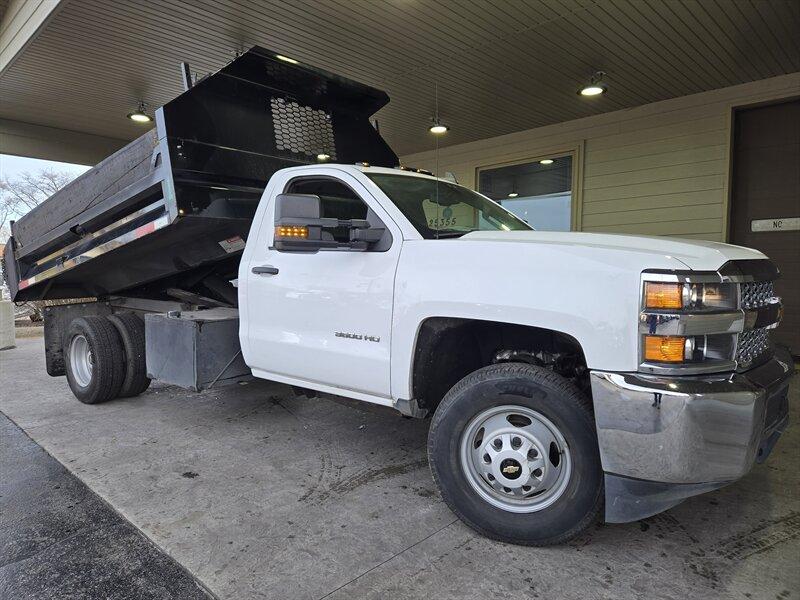 photo of 2019 Chevrolet Silverado 3500HD CC Work Truck 