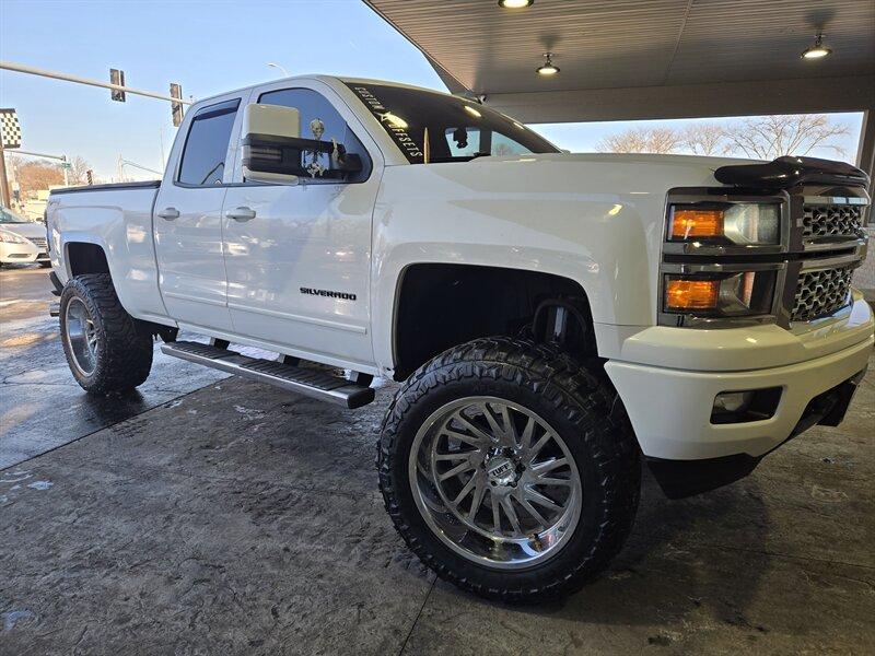 photo of 2015 Chevrolet Silverado 1500 LT 