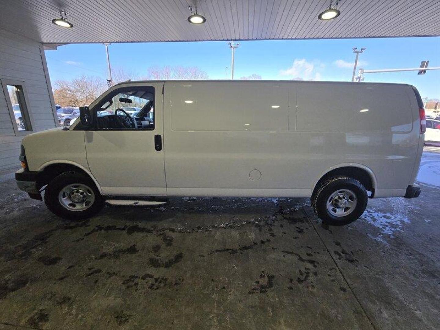 2021 Summit White Chevrolet Express Work Van Cargo (1GCWGBF7XM1) with an 6.6L V8 401hp 464ft. lbs. engine, Automatic transmission, located at 25355 Eames Street, Channahon, IL, 60410, (815) 467-1807, 41.429108, -88.228432 - Introducing the 2021 Chevrolet Express 2500, a versatile full-sized cargo van perfect for any commercial or personal use. This vehicle is powered by a robust 6.6L V8 engine, producing 401 horsepower and 464 foot-pounds of torque, providing ample power to tackle any job. The factory default feature - Photo#9